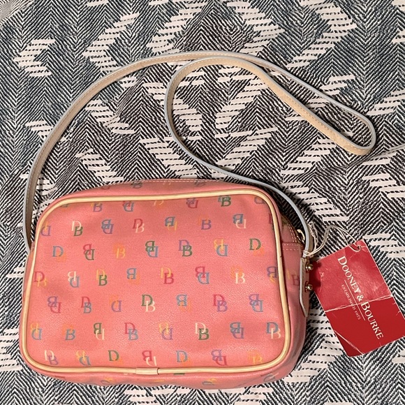 Vintage DOONEY & BOURKE NWT Soft Pink Small Zip Top - Picture 4 of 6